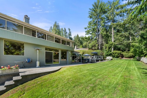 4406 Woodpark Road, West Vancouver, BC 