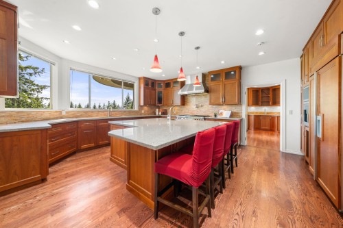 4406 Woodpark Road, West Vancouver, BC 