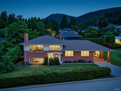330 Braemar Road W North Vancouver, BC V7N 2T5
