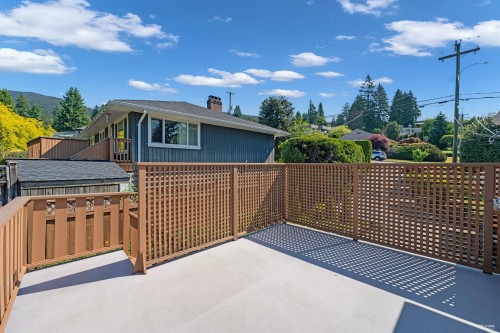 330 Braemar Road W, North Vancouver, BC 