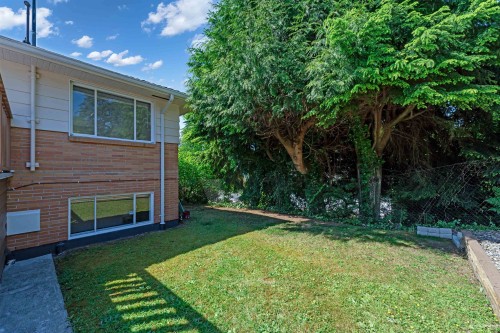 330 Braemar Road W, North Vancouver, BC 