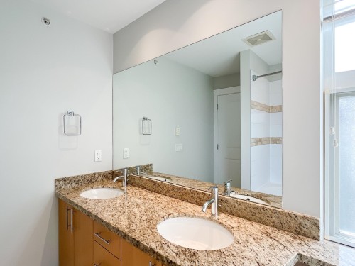 7425 Columbia Street, Vancouver, BC 
