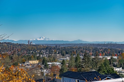 13 Ellesmere Avenue, Burnaby, BC 