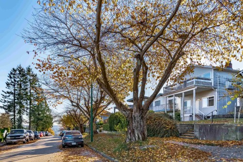 13 Ellesmere Avenue, Burnaby, BC 