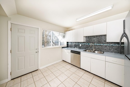 13 Ellesmere Avenue, Burnaby, BC 