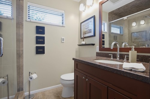 151 49Th Street, Delta, BC 