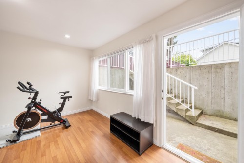 6899 Fleming Street, Vancouver, BC 