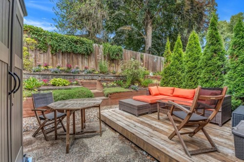 3-98 Begin Street, Coquitlam, BC - Outdoor