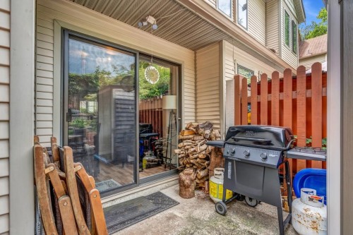 3-98 Begin Street, Coquitlam, BC - Outdoor