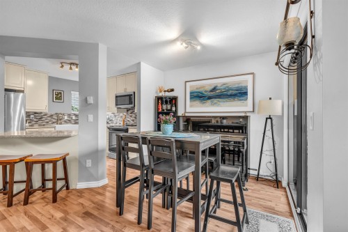3-98 Begin Street, Coquitlam, BC - Indoor