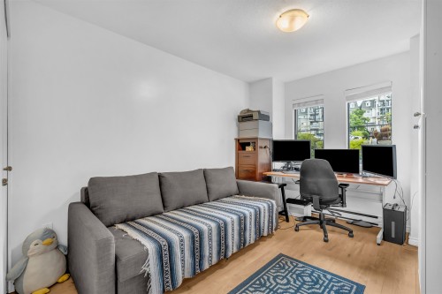 3-98 Begin Street, Coquitlam, BC - Indoor Photo Showing Office