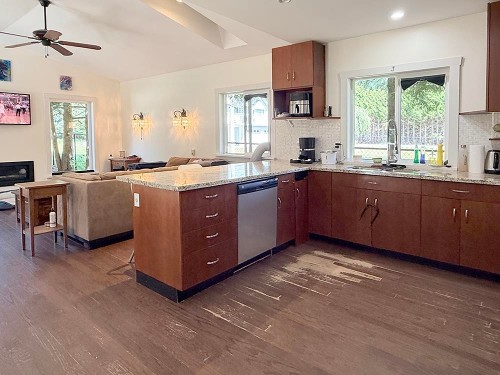 2625 East Road, Anmore, BC 
