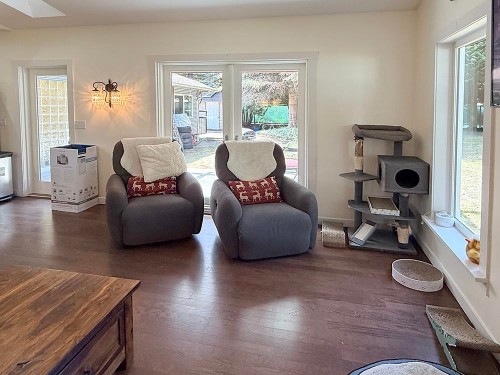 2625 East Road, Anmore, BC 