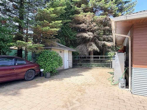 2625 East Road, Anmore, BC 
