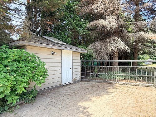 2625 East Road, Anmore, BC 