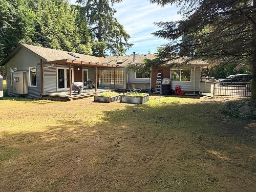 2625 East Road, Anmore, BC 