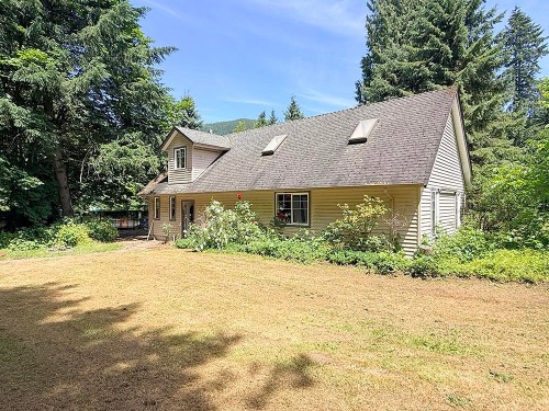 2625 East Road, Anmore, BC 