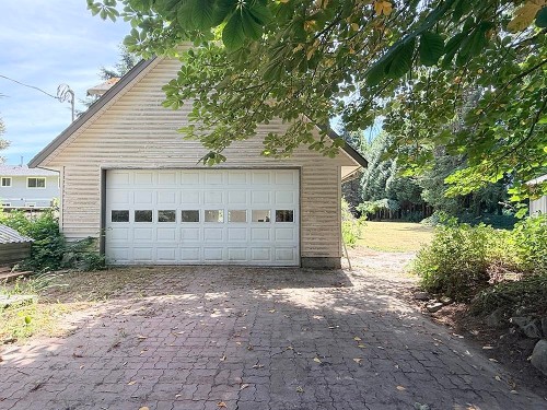 2625 East Road, Anmore, BC 