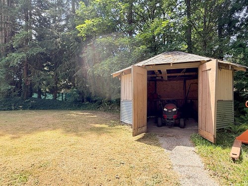 2625 East Road, Anmore, BC 