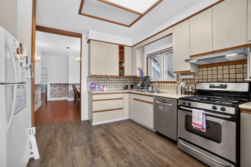 2063 37Th Avenue W, Vancouver, BC 