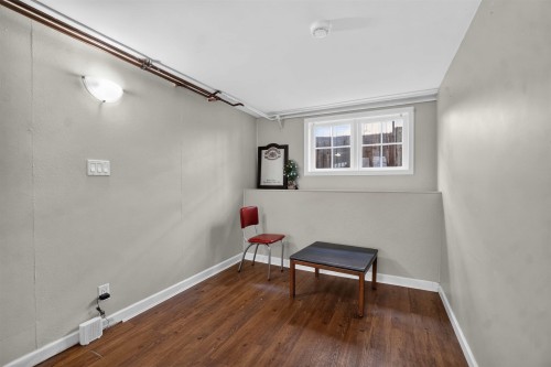 2063 37Th Avenue W, Vancouver, BC 
