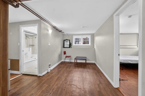2063 37Th Avenue W, Vancouver, BC 