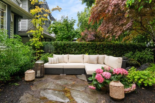 2146 14Th Avenue W, Vancouver, BC 