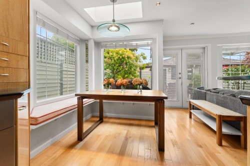 2146 14Th Avenue W, Vancouver, BC 