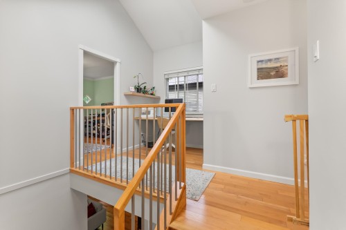2146 14Th Avenue W, Vancouver, BC 
