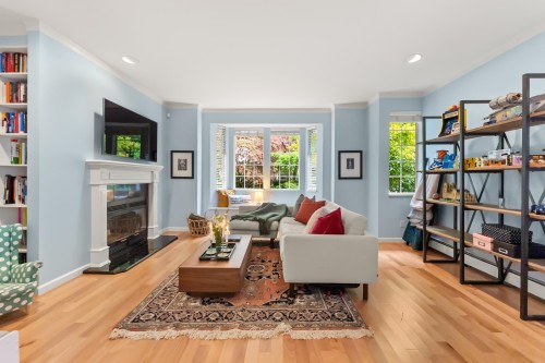 2146 14Th Avenue W, Vancouver, BC 