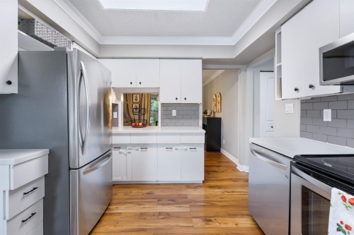 21678 Mountainview Crescent, Maple Ridge, BC 