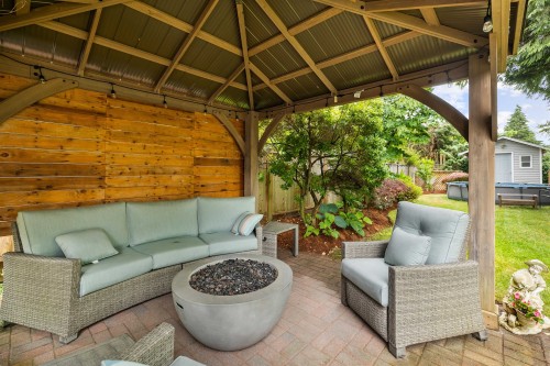 21678 Mountainview Crescent, Maple Ridge, BC 