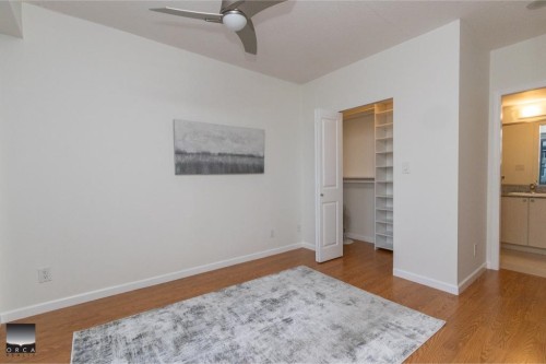 707-9232 University Crescent, Burnaby, BC - Indoor