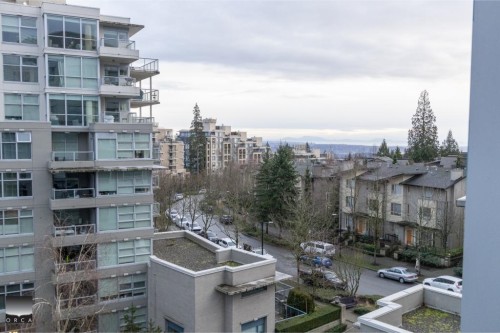 707-9232 University Crescent, Burnaby, BC - Outdoor