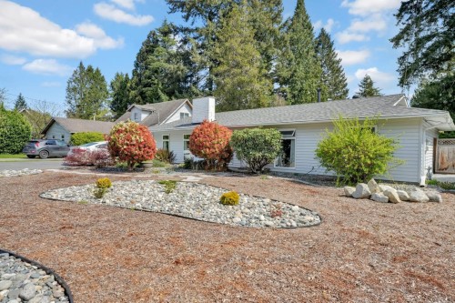 11750 195a Street  Pitt Meadows, BC V3Y 1G8