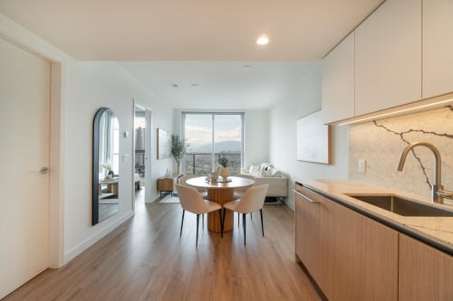 3707-2135 Springer Avenue, Burnaby, BC 