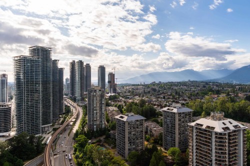 3707-2135 Springer Avenue, Burnaby, BC 