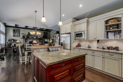 8760 Fairdell Crescent, Richmond, BC 