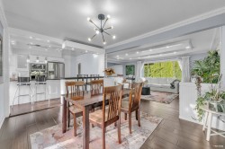 4380 Woodcrest Road  West Vancouver, BC V7S 2W1