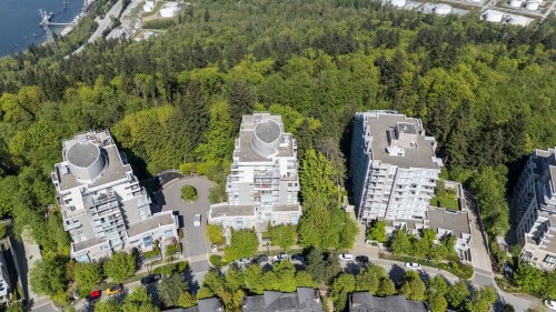 605-9262 University Crescent, Burnaby, BC 