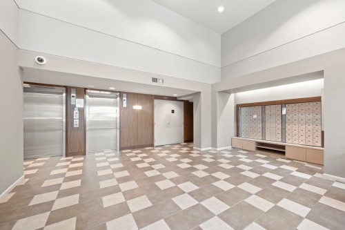 605-9262 University Crescent, Burnaby, BC 