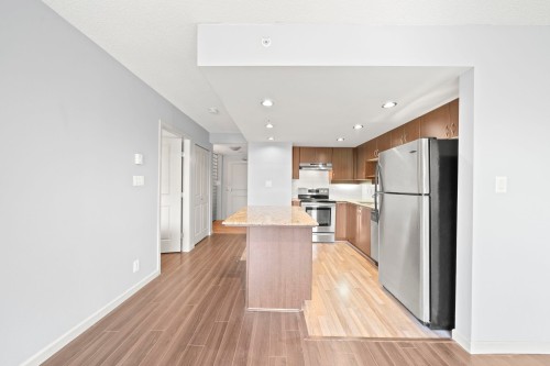 605-9262 University Crescent, Burnaby, BC 