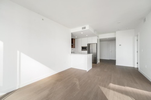1105-7683 Park Crescent, Burnaby, BC 