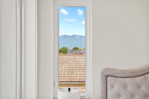 5079 Elgin Street, Vancouver, BC 