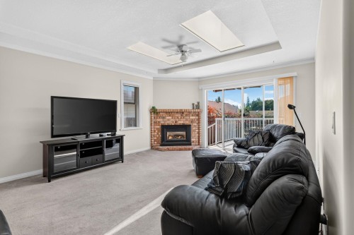 8-820 Kiwanis Way, Gibsons, BC 