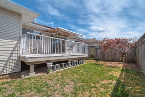 8-820 Kiwanis Way, Gibsons, BC 