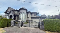 5828 Gibbons Drive  Richmond, BC V7C 2C7