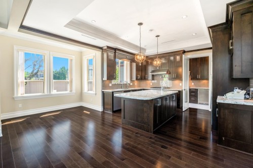 5828 Gibbons Drive, Richmond, BC 