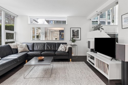 156 1St Avenue W, Vancouver, BC 