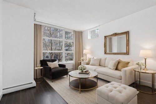 156 1St Avenue W, Vancouver, BC 